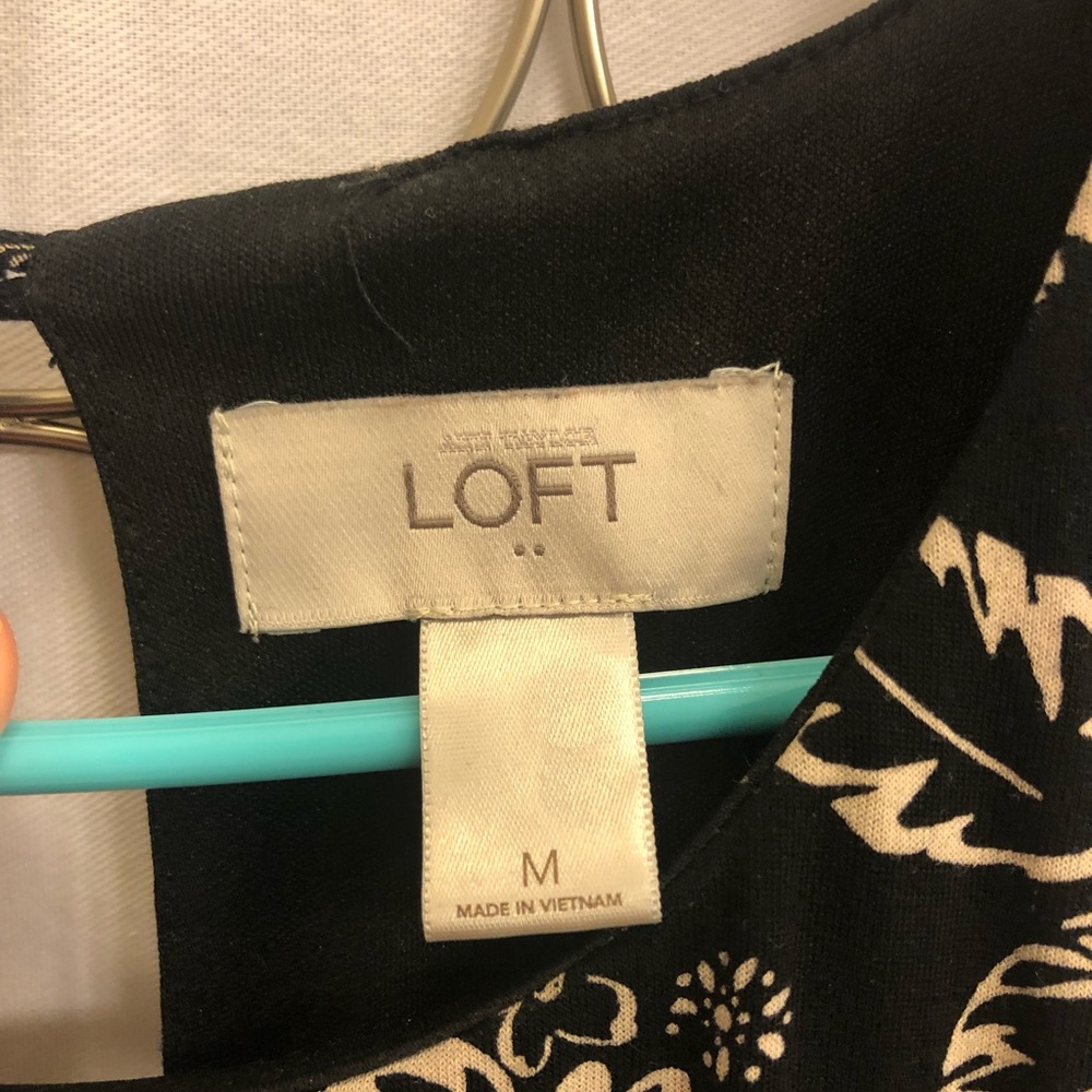 Loft Pattern Dress - Picture 2 of 3